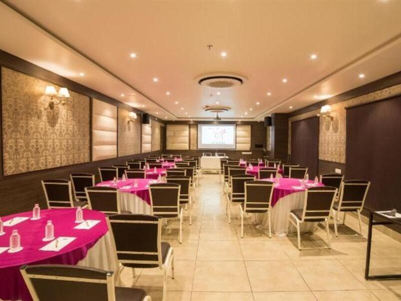 Hotel Virgo Sumeru Bhavnagar Εξωτερικό φωτογραφία