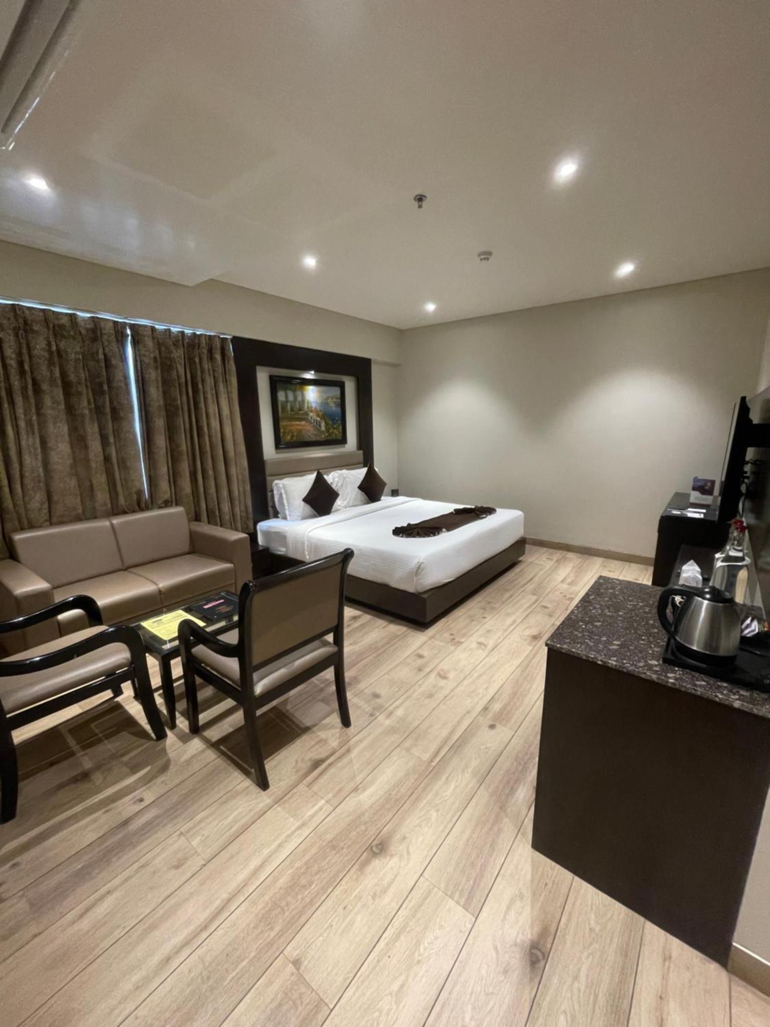 Hotel Virgo Sumeru Bhavnagar Εξωτερικό φωτογραφία